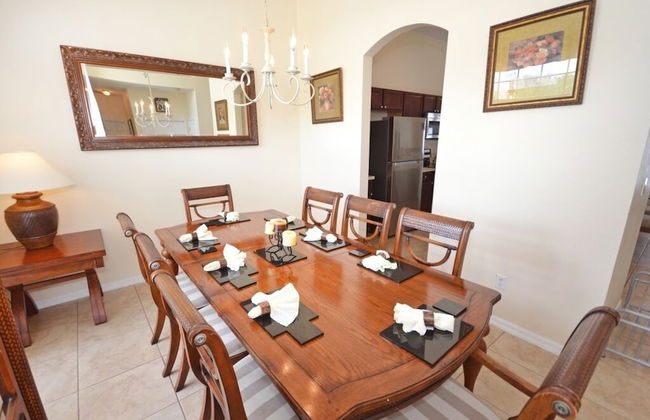 Beautiful 5 Bedroom Home With Large South-facing Pool - Foto 22