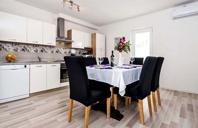 Idyllic Getaway Holiday Home With Pool - Foto 14