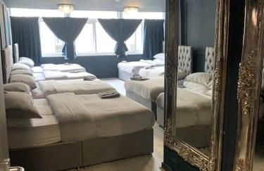 Unique city centre DJ apartment - sleeps 20 - Foto 8