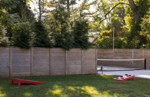 Blushing Pink Manor! Off Frankfort Ave! 8 BR! - Foto 16