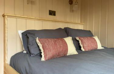 Luxury Shepherds Hut on Powis House Estate - Foto 6