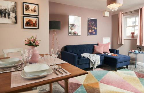 Chapel View, A charming one-bedroom cottage nestled in the heart of the historic township of Laugharne - Photo 2