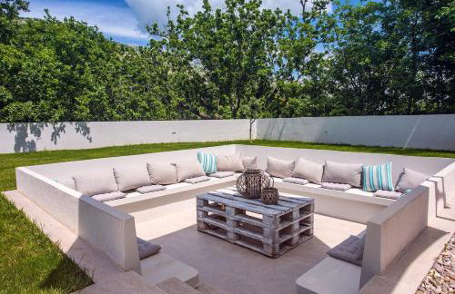 Villa Zora -luxurious villa with heated pool, sauna, 4 bedrooms, 10 persons max - Photo 35