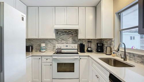 Bradenton 5BR 2BA POOL Mini Putt - Foto 4