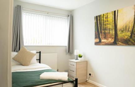 Reardon near warwick hospital, free parking, fast wifi, sleeps 5 - Foto 15