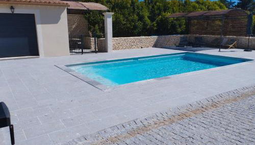 Gîte chez l'habitant indépendant "La villa des ocres" - Foto 3, sunbed