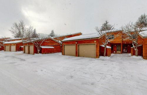 Glacier B - Photo 22