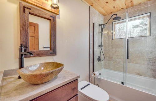 Ski, Hike and More Spacious Log Cabin in Long Pond - Foto 12