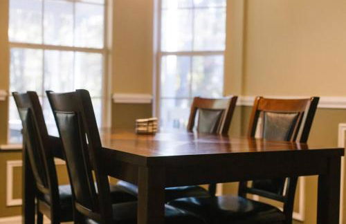 Peaceful Haven on Outskirts - Foto 26