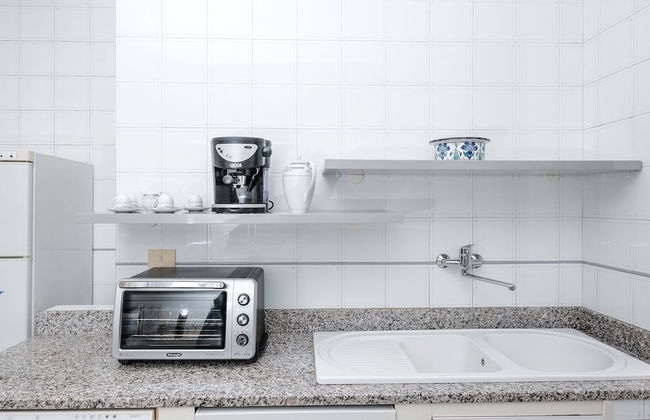 Lush Garden Steps Away from Great Park - Foto 21