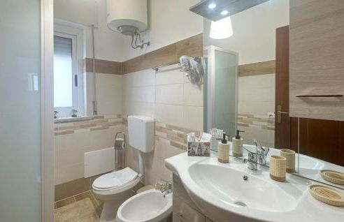 2 Bedroom Beautiful Home In Torrenova - Foto 14