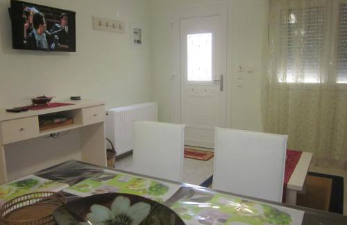 Petra Houses - Photo 48
