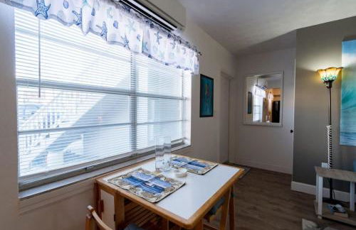 1BR Steps From Beach Heart of Cocoa Beach - Foto 10