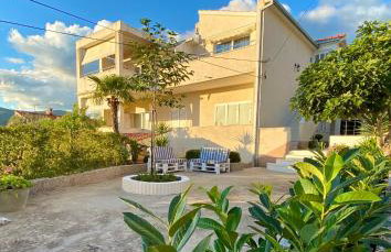 Trogir center exclusive seaview apartment for 4 - Photo 23