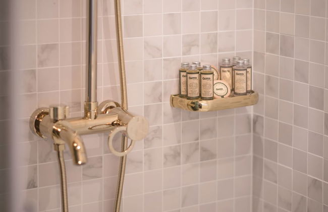 The Blue Elysée - Photo 23