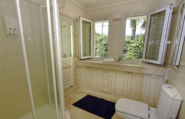 Exquisite Villa 50m To Beach - Foto 12