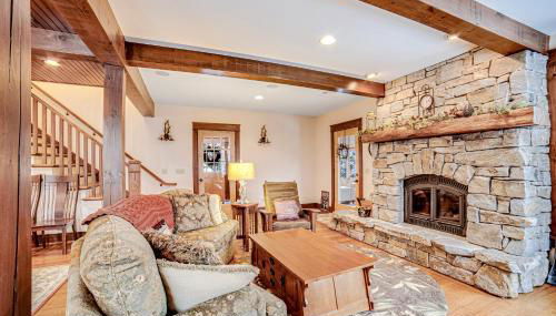 Around the Mountains - Foto 2