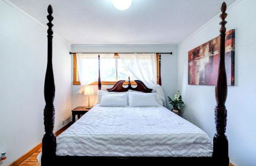 Riverside Home With a Rustic Charm - Foto 22