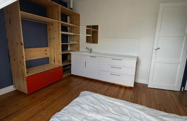 Charmante petite maison en plein centre-ville - Photo 10