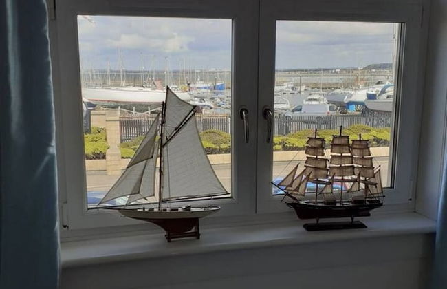 Marina View, Lovely Upper 3 Bedroom Apartment - Foto 8