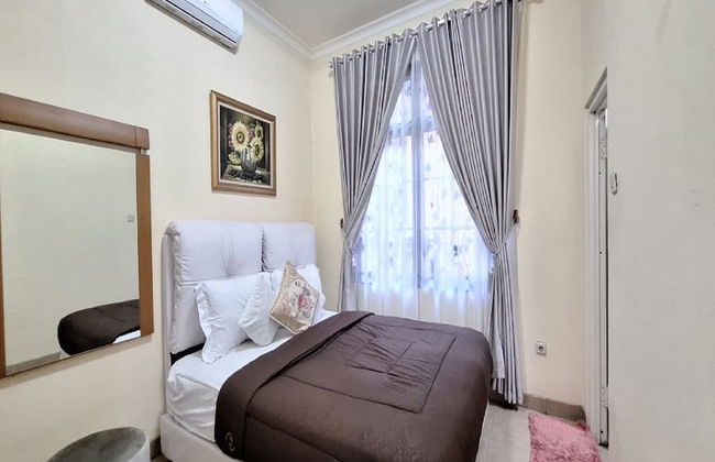 Villa Kota Bunga Anggrek - Foto 2