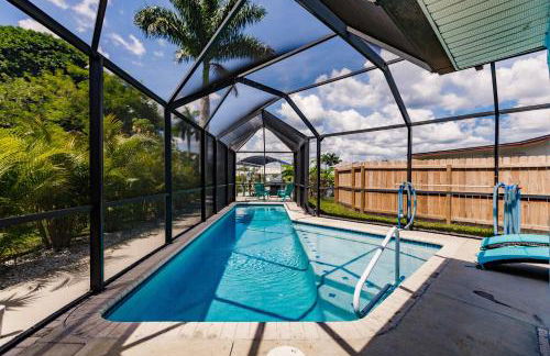 NEW! Dock Canal Family Home w/Pool & Gulf Access! - Foto 2