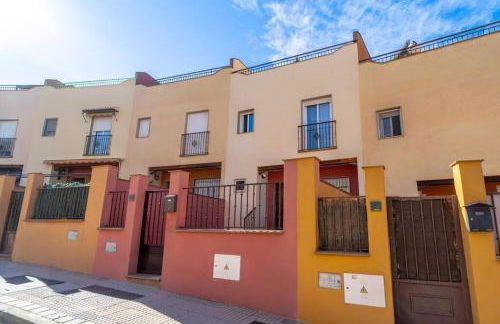 Adosado con vistas al mar desde la piscina con BBQ - Photo 31