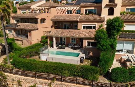 Private heatable infinity pool with sea views in La Mairena, Marbella - Foto 12