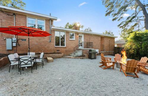 Orange Pit - 3BD 2BA Luxury Retreat - West Cola - Photo 16