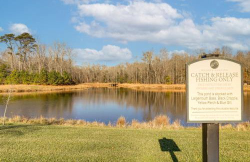 Shuttle to Beach, Relax on Patio! Millville Escape - Foto 31