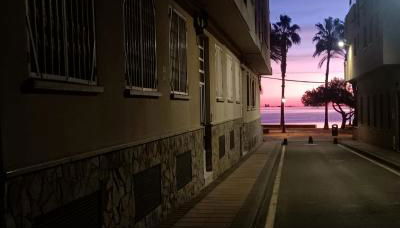 Modern Art Apartment 50m to the Beach - Foto 4