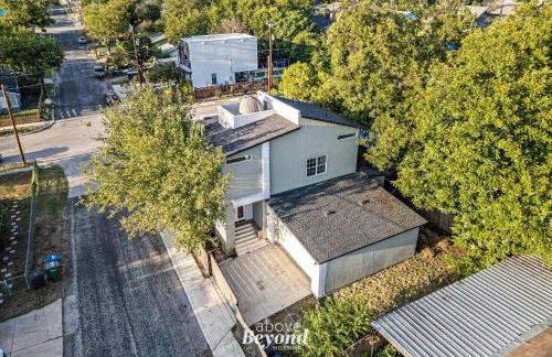 Sprawling Home w/ Rooftop Spot - Foto 39