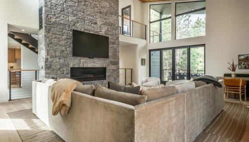 New Luxury Free Standing 4BR 4 and a halfBA Home Obsidian Reserve #146 Priv Hot Tub, 2-Car Garage Great Views - Foto 3