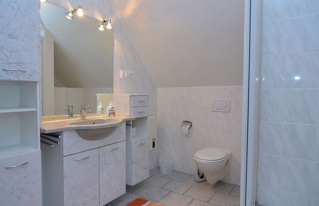 Cozy Holiday Home in Düdinghausen Sauerland near Ski Area - Photo 29