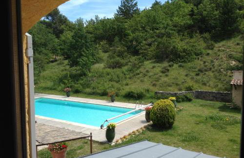 La Grande Bouisse gites avec piscine dans le Luberon, Provence - Foto 23