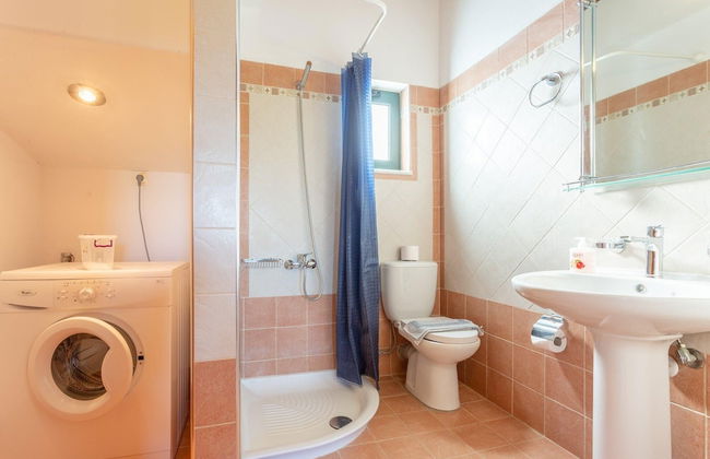 Andreas Beach Villa Large Private Pool Walk to Beach Sea Views A C Wifi Car Not Required - 1654 - Foto 31