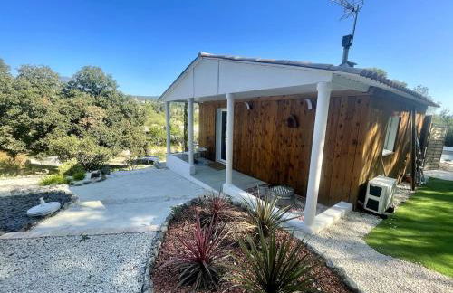 Chalet with a view of Pic Saint Loup, large garden - Foto 1