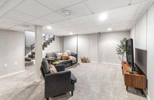 Nall Hills Gem! Great location & new interior! - Foto 28