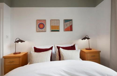 Peaceful Crouch Hill Flat by MoreThanStays - Foto 19