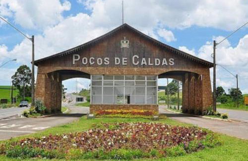 Apto com 3 quartos,1 vaga garagem e quintal - Foto 15