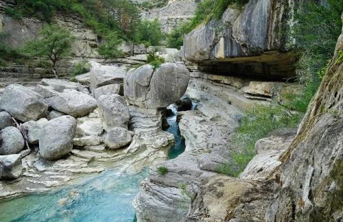 Gites Les Rochers de Plaisians avec piscine privée - Foto 37