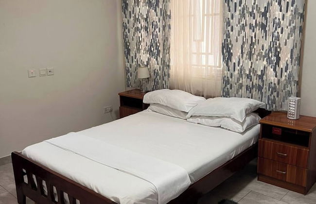 Serene Oasis in East Legon Hills - Chic 2 Bedroom Retreat - Photo 11