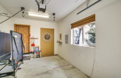 4 Mi to Snow Summit Cabin with Mtn Views and Decks - Foto 29