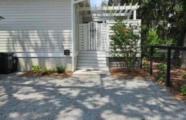 Low Country Cottage in Beautiful Habersham - Photo 33