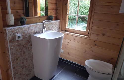 Blockhaus Canow mit Fahrrädern - Foto 8