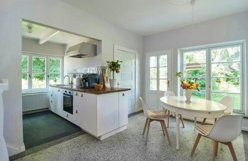 Charming Flat In Historic Country House - Photo 17