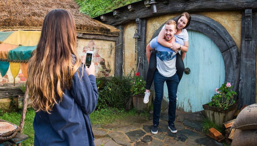 Rotorua a Auckland vía Hobbiton y Waitomo - Foto 2