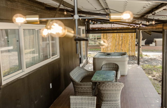 Mangoya Lounge - Photo 31