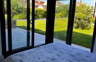 Whispering Waves Guest house, Brighton-8 mins, Guests 4, Beachfront, Free parking, WiFi, Kitchen and AC - Foto 29