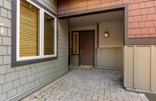 Mammoth Green #220 - Nearly Ski-In Ski-Out 3 Bedroom 2 Bath, Sleeps 8 - Photo 35